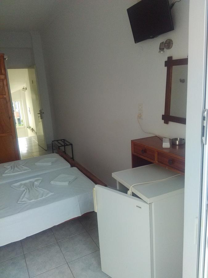 Alina Classic Hotel Loutra Edipsou  Habitación foto